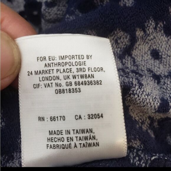 Anthropologie Floral T-Shirt    - Picture 10 of 11